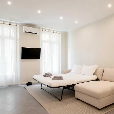Quiet And Luxurious - Center Apartment *